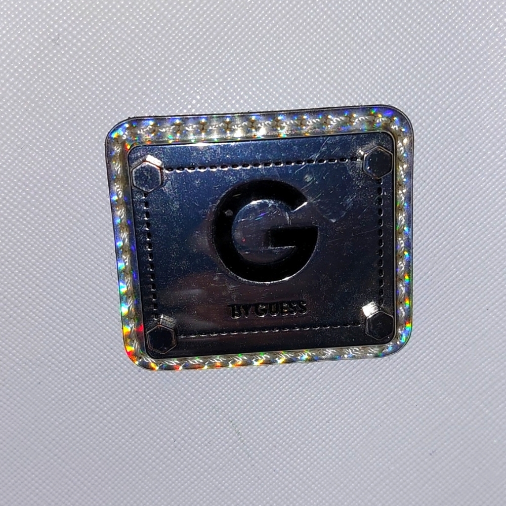 Guess Purse - Picture 2 of 5